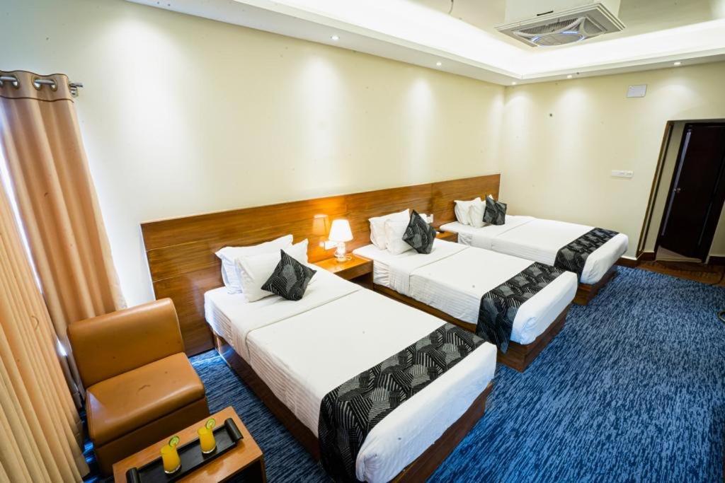 דאהקה Richmond Hotel & Suites מראה חיצוני תמונה
