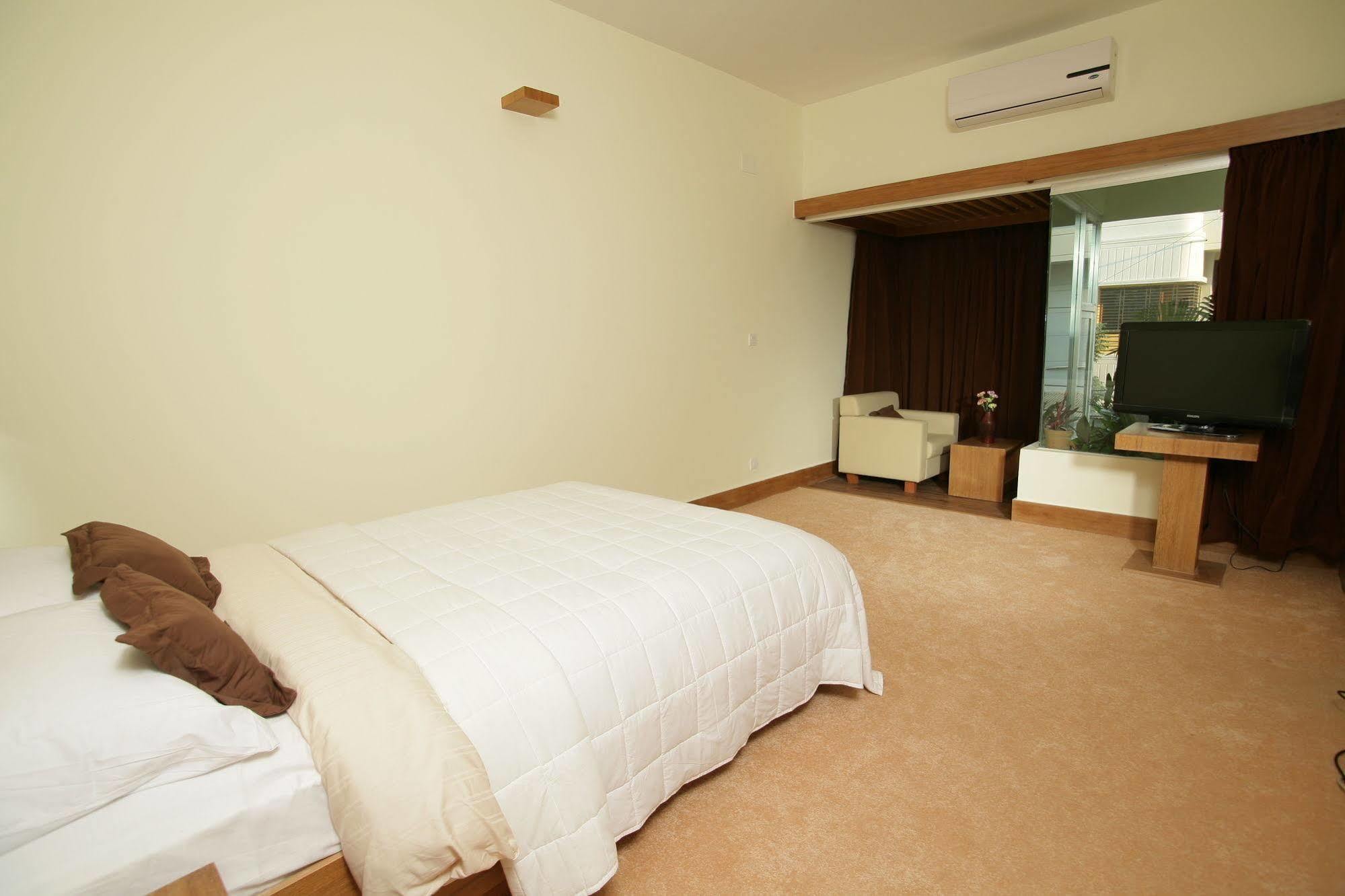 דאהקה Richmond Hotel & Suites מראה חיצוני תמונה