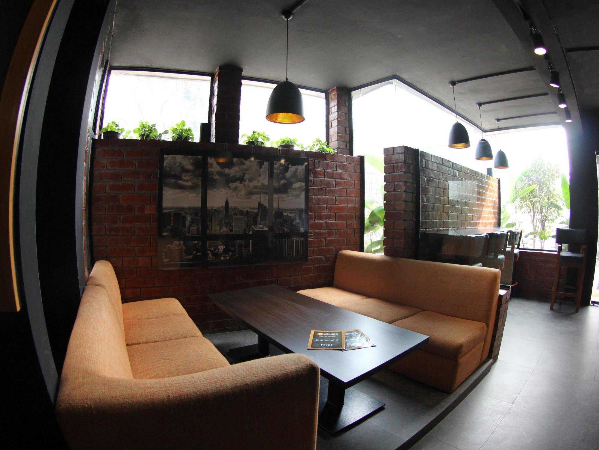 דאהקה Richmond Hotel & Suites מראה חיצוני תמונה