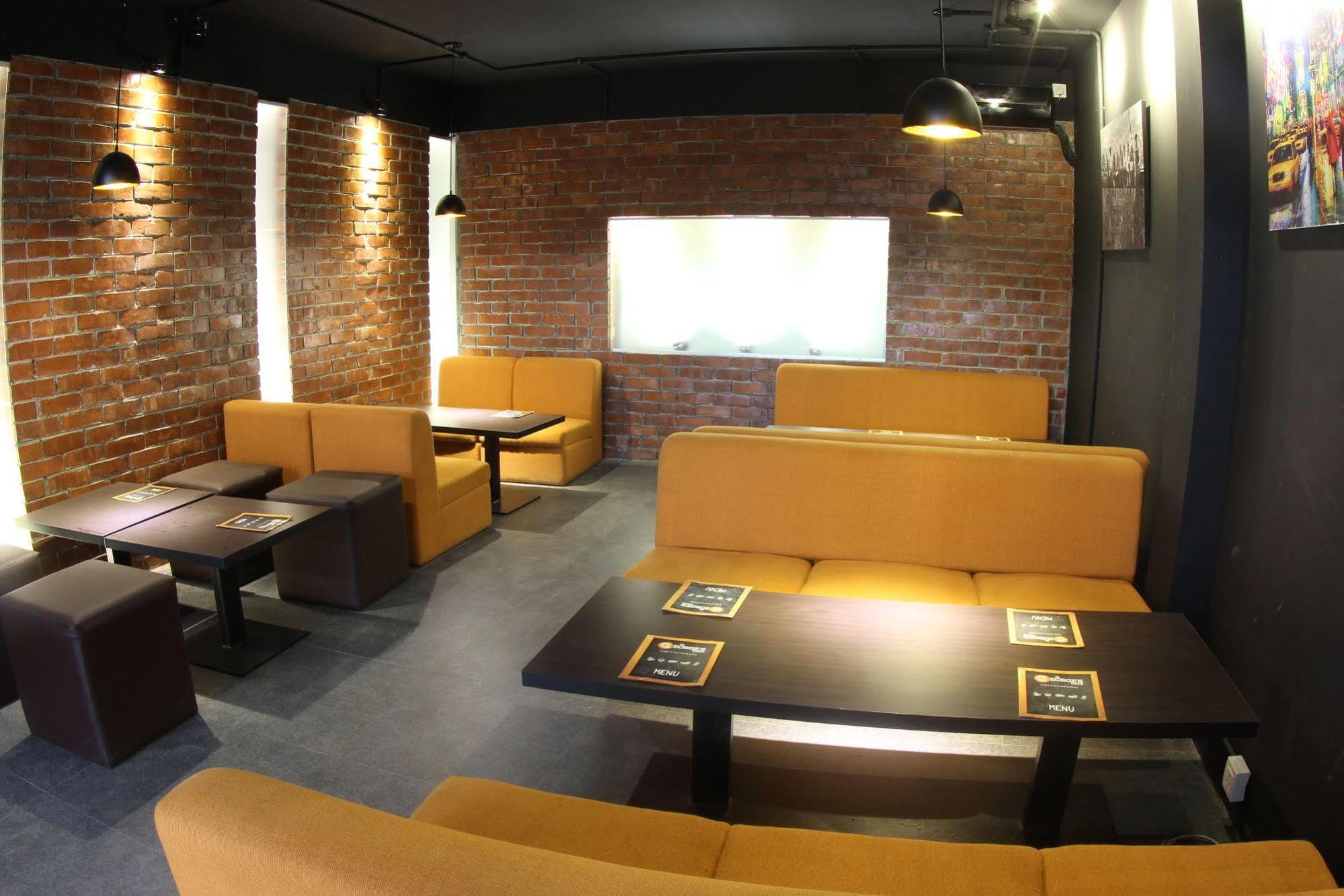 דאהקה Richmond Hotel & Suites מראה חיצוני תמונה