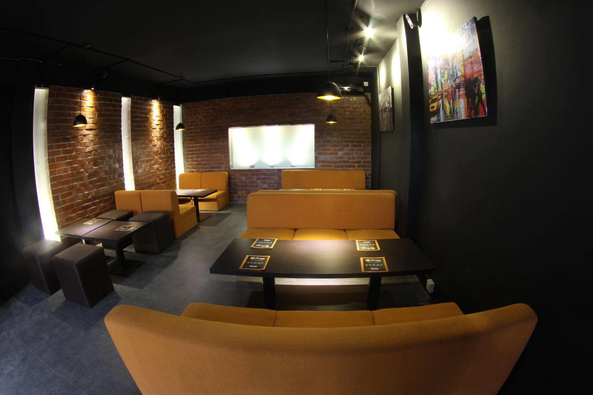 דאהקה Richmond Hotel & Suites מראה חיצוני תמונה